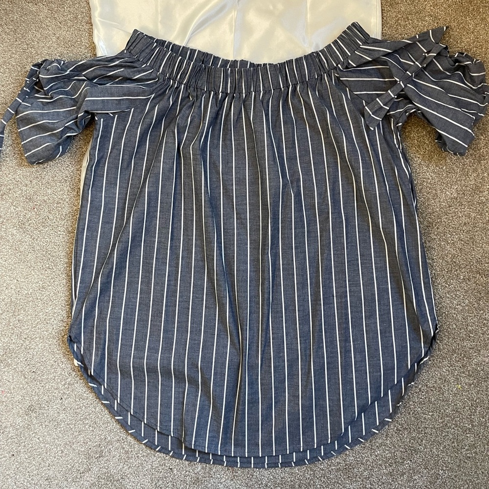 Miracle Berry off shoulder round hem tie sleeves